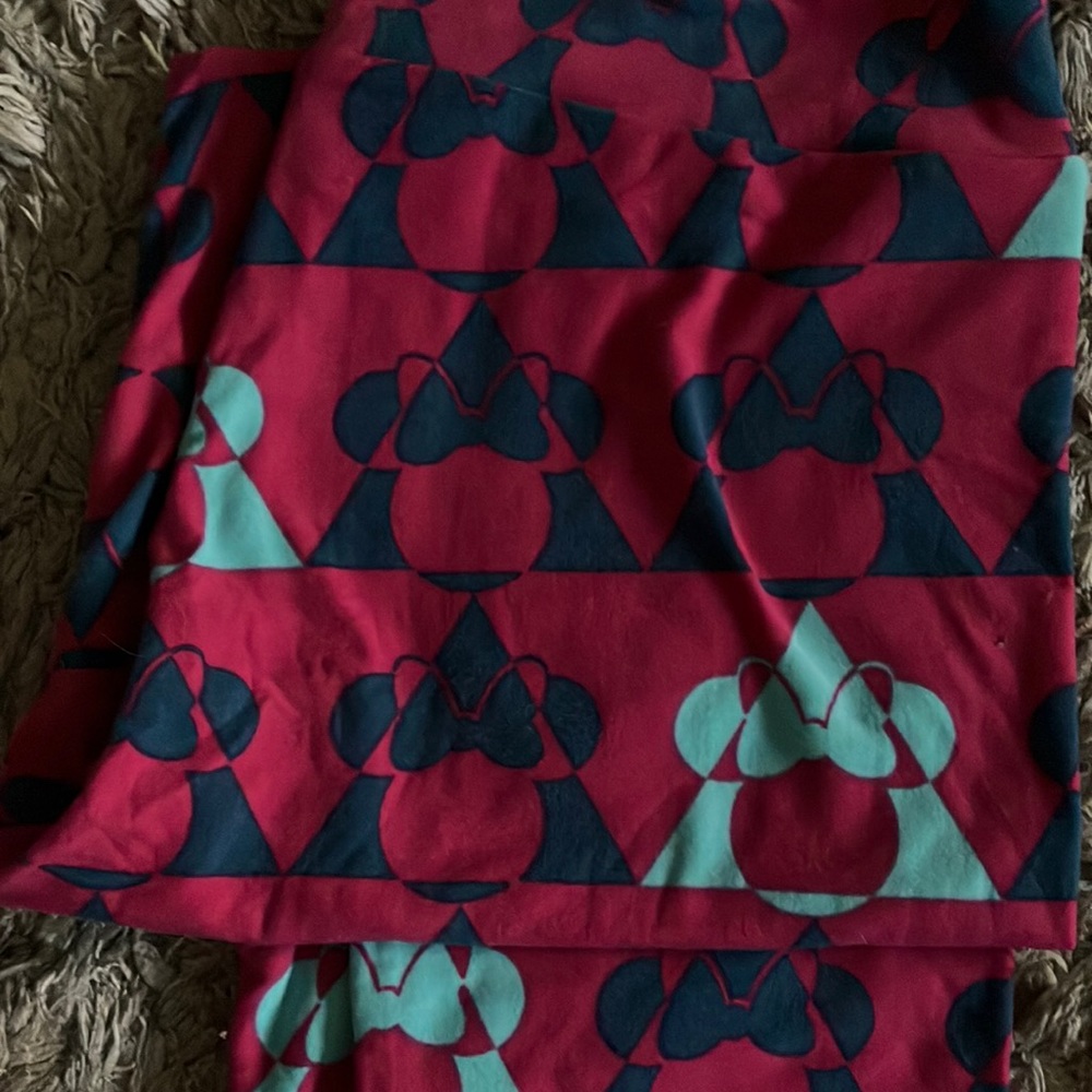 NWOT (but have bag) LLR Lularoe Disney OS leggings